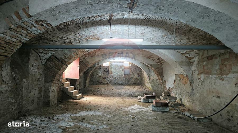 Casă cu 3 camere cu Teren 470 Mp în Dumbrăveni