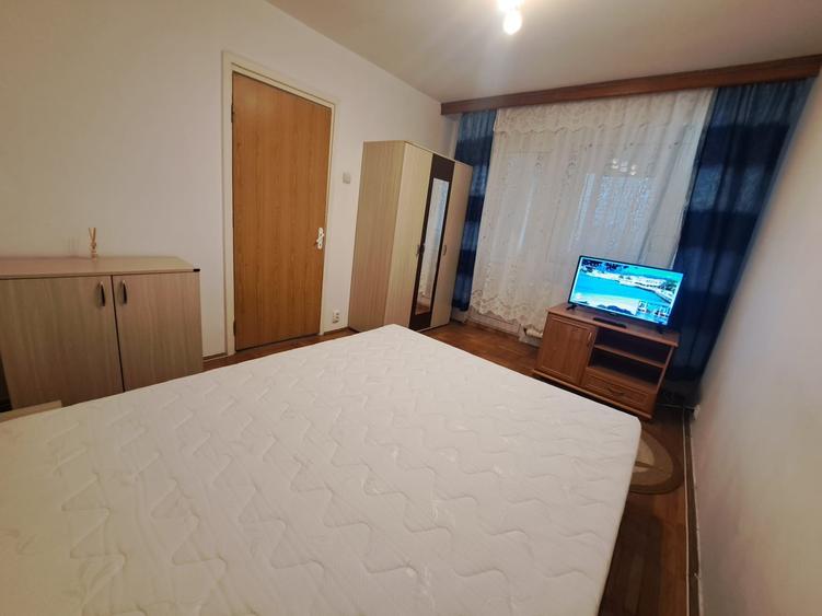 Apartament cu 2 camere semidecomandat în Dristor