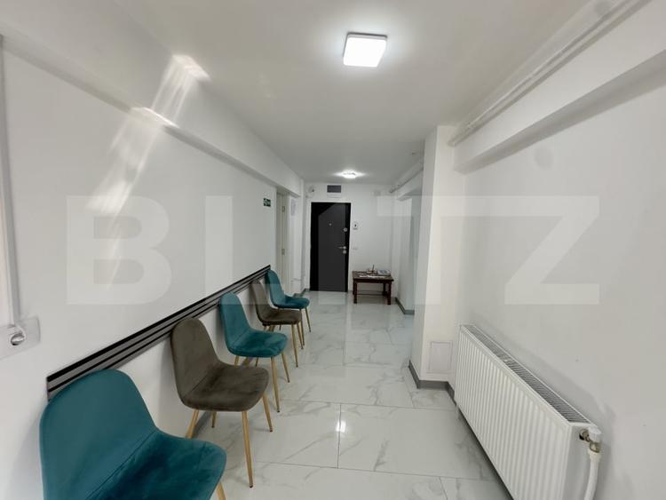Apartament cu 3 camere decomandat, mobilat în Cugir