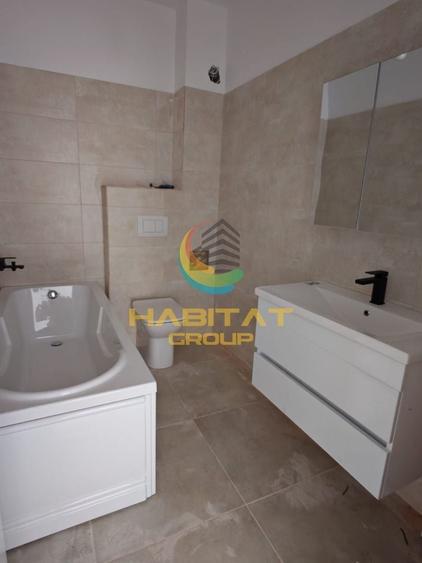 Apartament cu 3 camere decomandat în Berceni