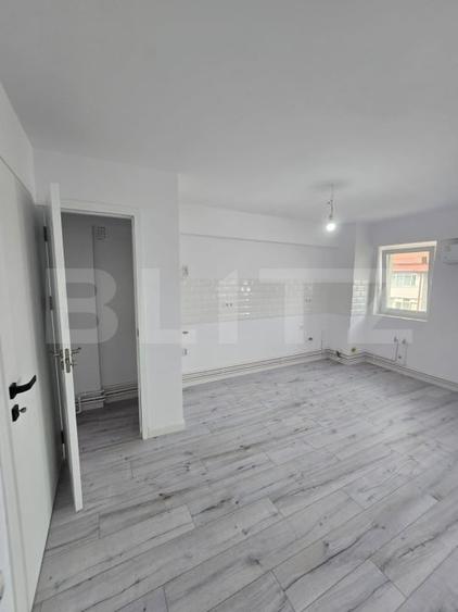 Apartament 2 camere, 60 mp, zona Ultracentral - 3