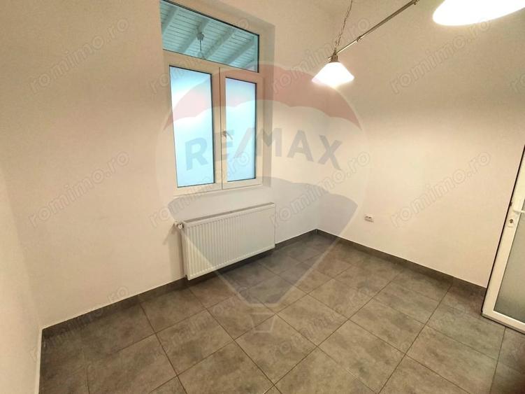Casă cu 2 camere cu Teren 212 Mp în Ultracentral