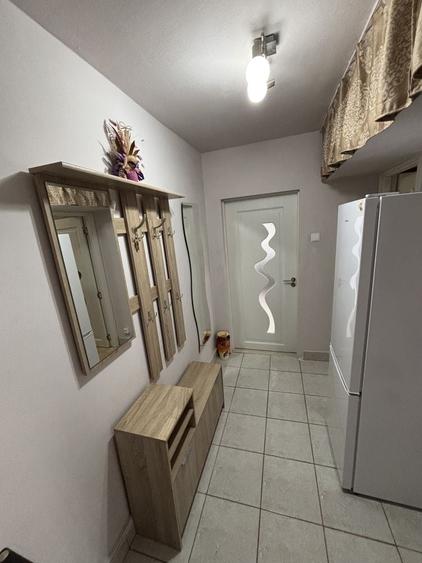 Apartament cu 2 camere semidecomandat în Govândari