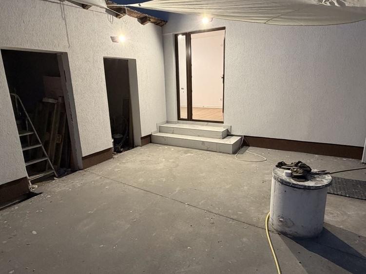 Casă cu 4 camere în Popoveni