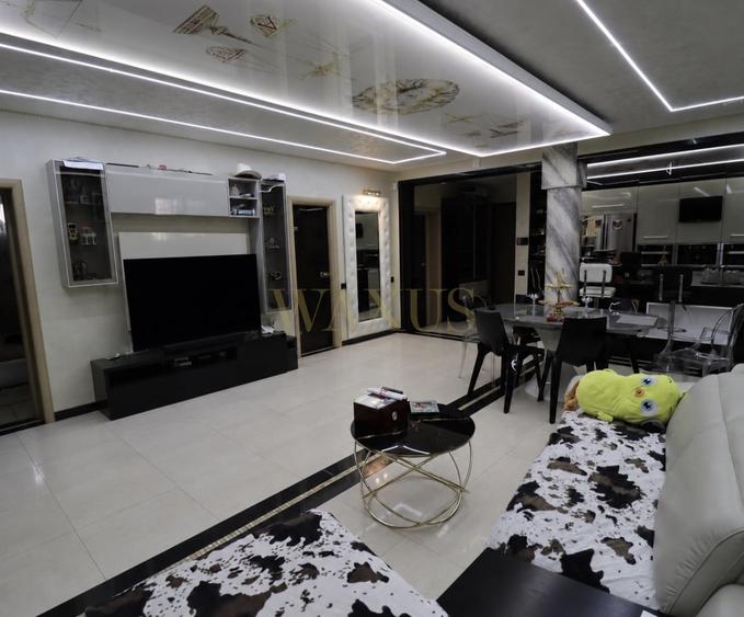 Apartament cu 4 camere decomandat, mobilat în Bună Ziua