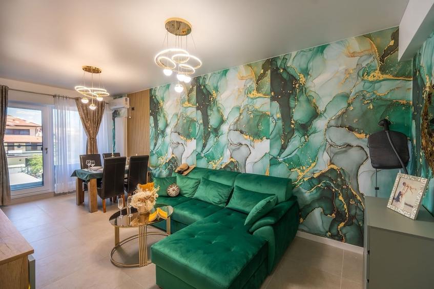 Apartament cu 2 camere decomandat în Mamaia-Sat