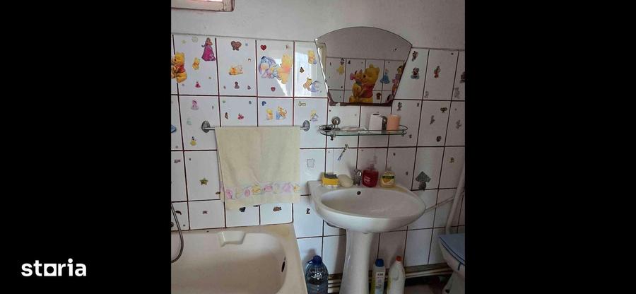 Casă cu 3 camere cu Teren 744 Mp în Decebal