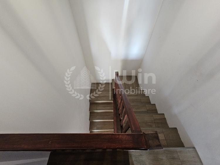 Casă individuală cu 4 camere cu Canalizare în Florești