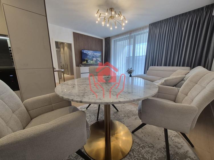 Apartament cu 2 camere semidecomandat, mobilat în Băneasa