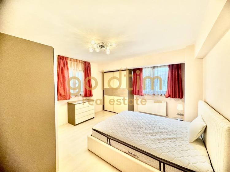 Apartament cu 3 camere semidecomandat, mobilat în Băneasa