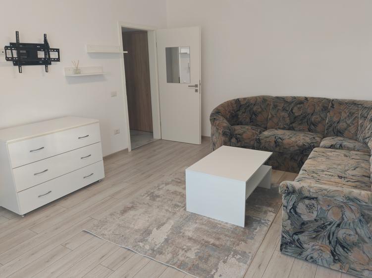 Apartament cu 2 camere decomandat în Râșnov
