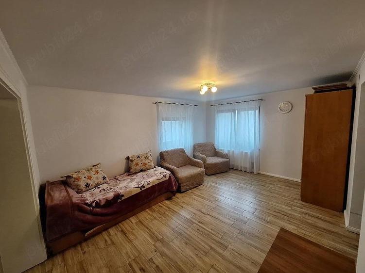 Casă cu 2 camere cu Teren 100 Mp în Central