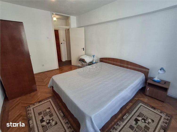 Apartament cu 2 camere decomandat în Mihai Viteazul