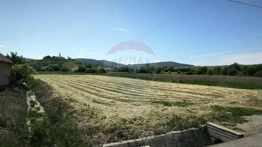 Teren de 15360 mp, în Blăjel