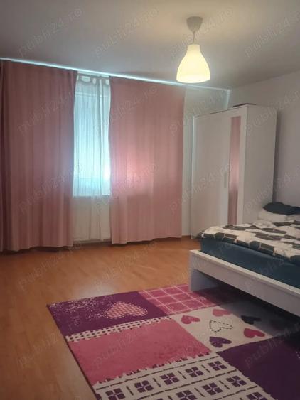 Casă cu 5 camere cu Teren 945 Mp în Central