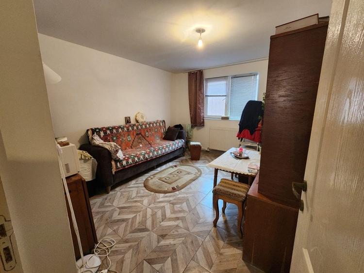 Casă individuală cu 3 camere cu Teren 250 Mp în Valea Adâncă