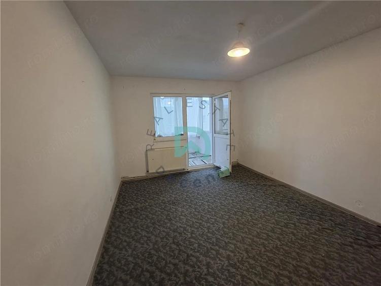 Apartament cu 4 camere în Centrul Civic