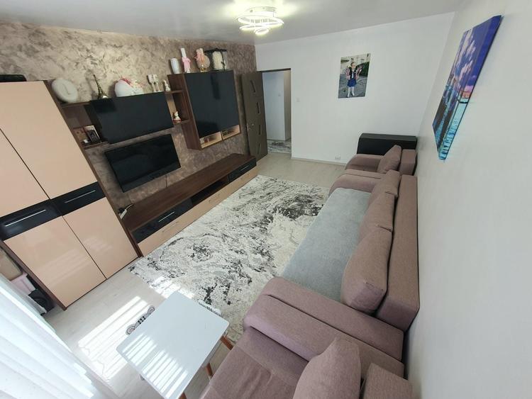 Vand apartament cu 2 camere etajul1 in cartierul Unirii - 6