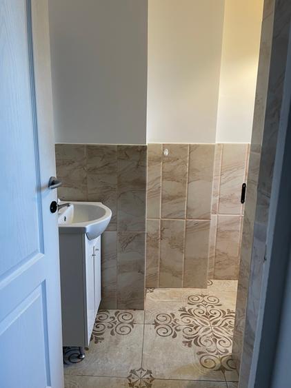 Apartament cu 4 camere decomandat în Gara de Nord