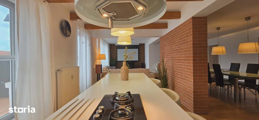 Apartament cu 4 camere în Central