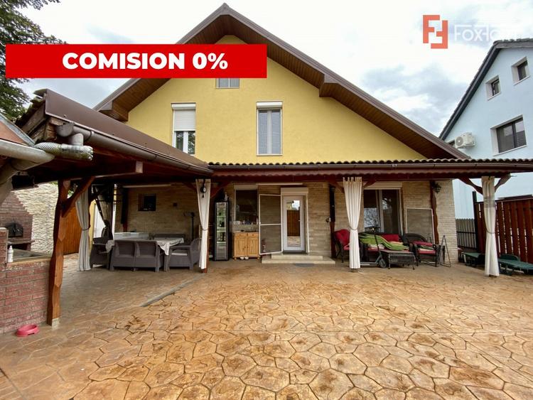 Casă individuală cu 6 camere cu Canalizare în Sânandrei