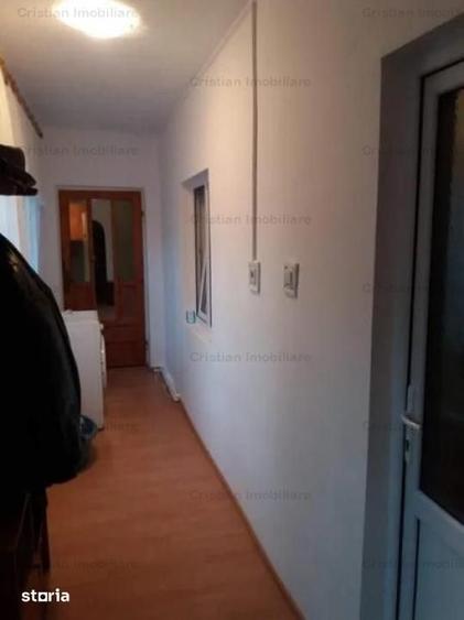 Casă cu 4 camere cu Teren 172 Mp în Chercea