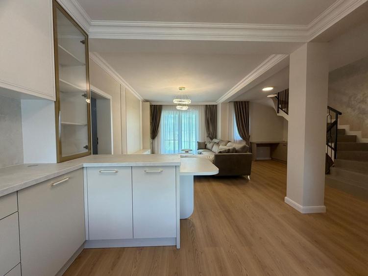 Duplex cu 3 camere cu Canalizare în Moșnița Nouă