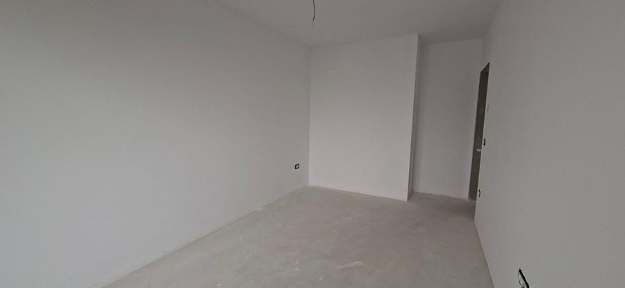 Duplex cu 4 camere cu Canalizare în Dumbrăvița