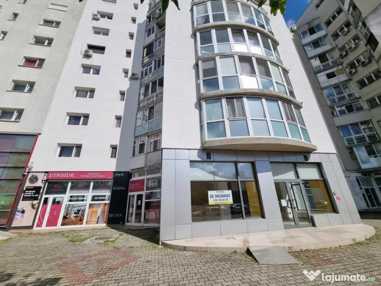 Spațiu comercial, de 110 mp, în Central
