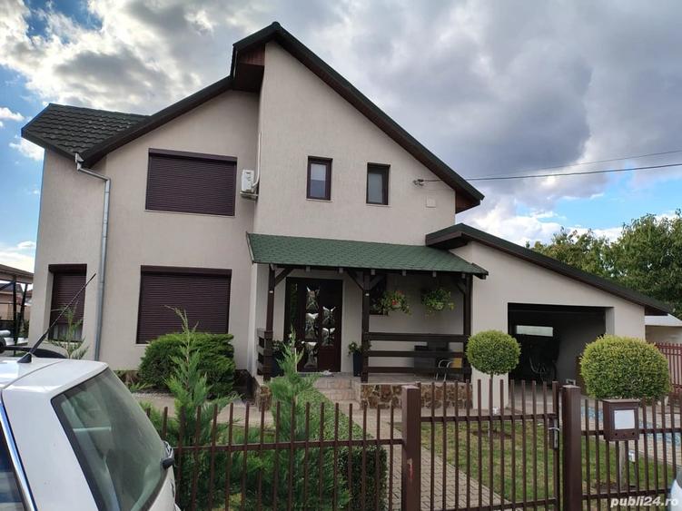 Casă cu 5 camere cu Teren 600 Mp în Central