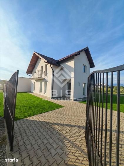 Casă cu 4 camere cu Teren 600 Mp în Unirea
