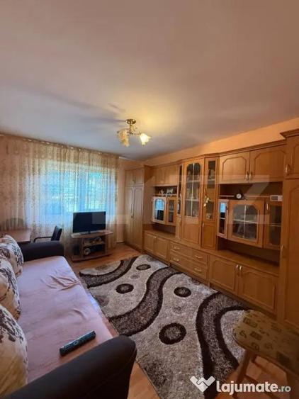 Apartament cu 2 camere decomandat, mobilat în 9 Mai