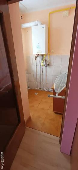 Garsonieră decomandată în Central