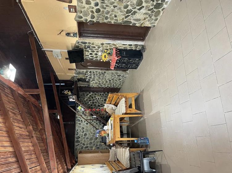 Casă cu 2 camere cu Teren 300 Mp în Central