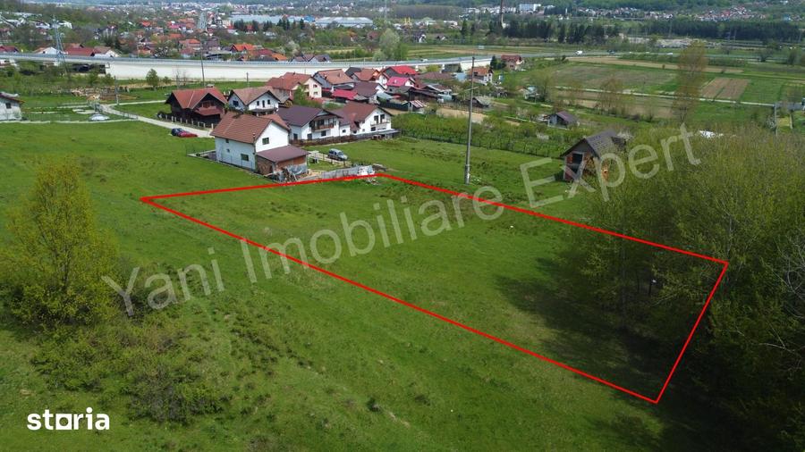 Teren de 2435 mp, în Central