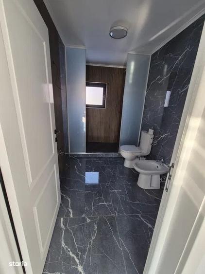 Casă cu 4 camere cu Teren 1500 Mp în Hlincea