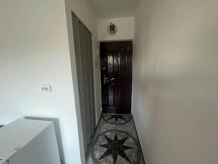 Garsonieră decomandată în Fortuna