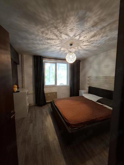 Apartament cu 2 camere semidecomandat în Brâncoveanu