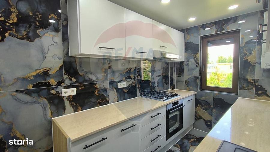 Apartament cu 3 camere semidecomandat în Sârbi