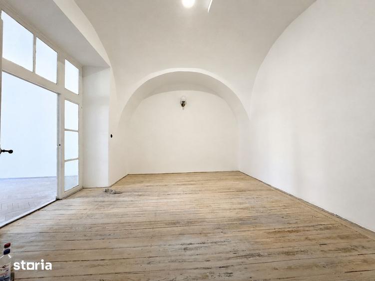 Apartament cu 2 camere în Central — fotografia 1