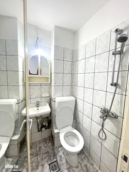 Garsonieră decomandată în Fabric