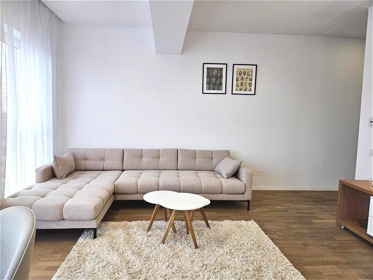Apartament cu 2 camere semidecomandat, mobilat în Pipera