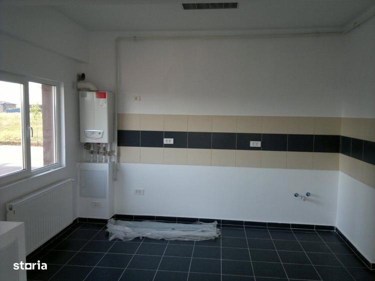 Spațiu comercial, de 64 mp, în Tineretului