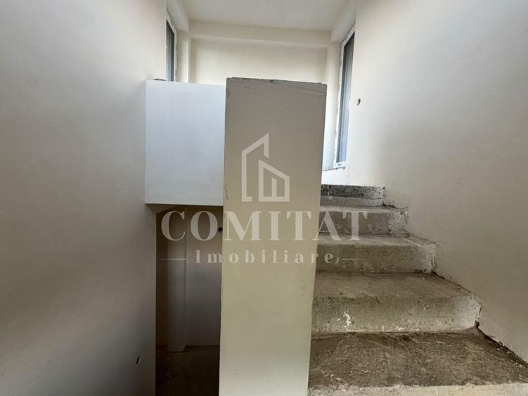 Duplex cu 4 camere cu Canalizare în Iris