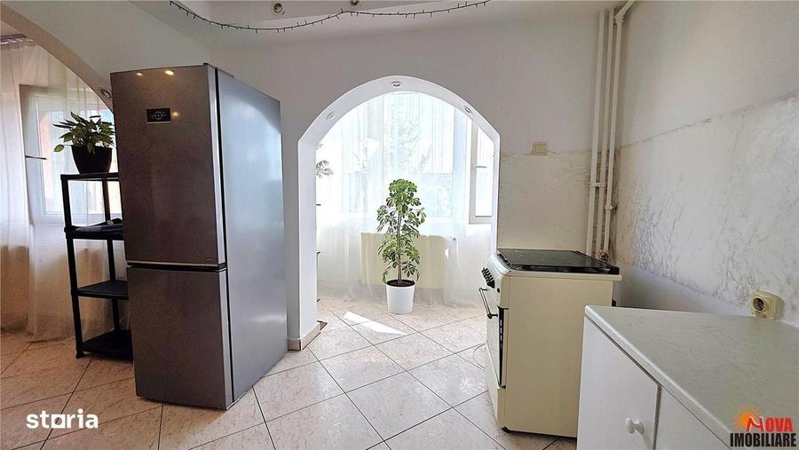 Apartament cu 2 camere decomandat în Triaj