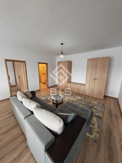 Apartament cu 2 camere decomandat în Sud