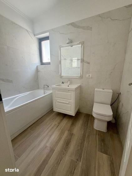 Casă cu 4 camere cu Teren 218 Mp în Sânandrei