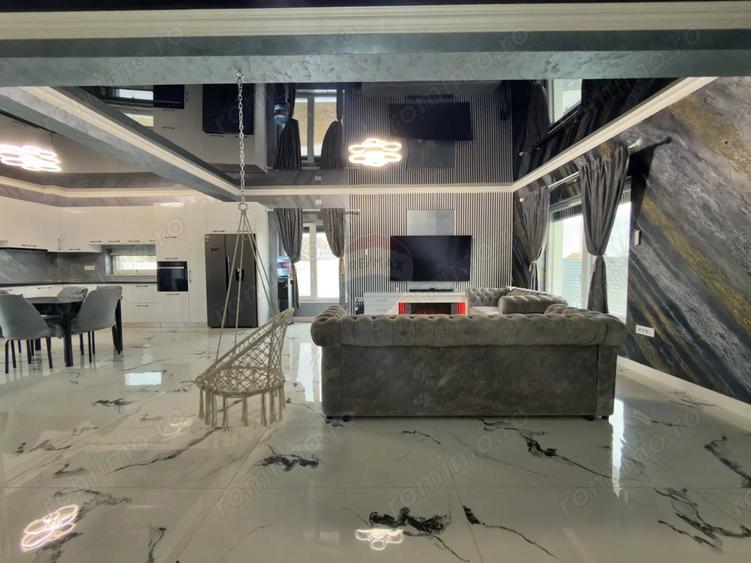 Casă cu 5 camere cu Teren 382 Mp în Zimandcuz