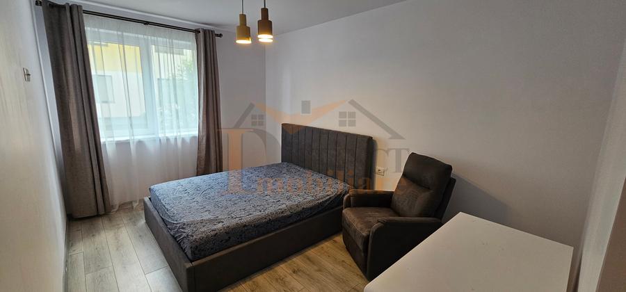 Apartament cu 3 camere decomandat în Bartolomeu