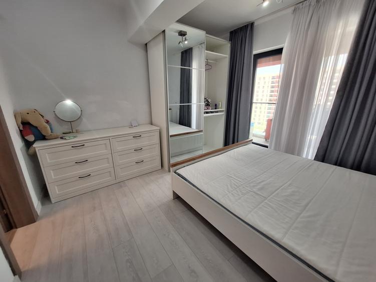 Apartament cu 4 camere în Politehnica